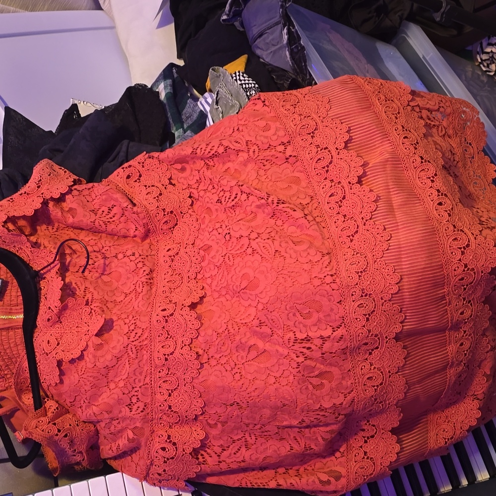 City chic rust orange